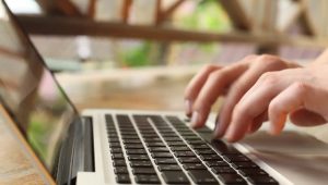 Dual Core Laptop (Malaysia)-image